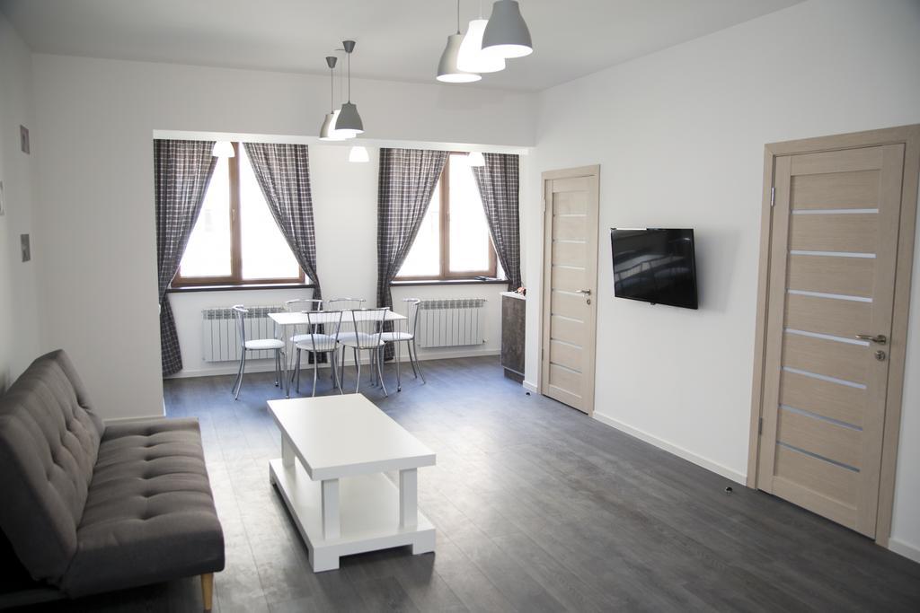 City Centre Apartments By Picnic Jerevan Exteriör bild