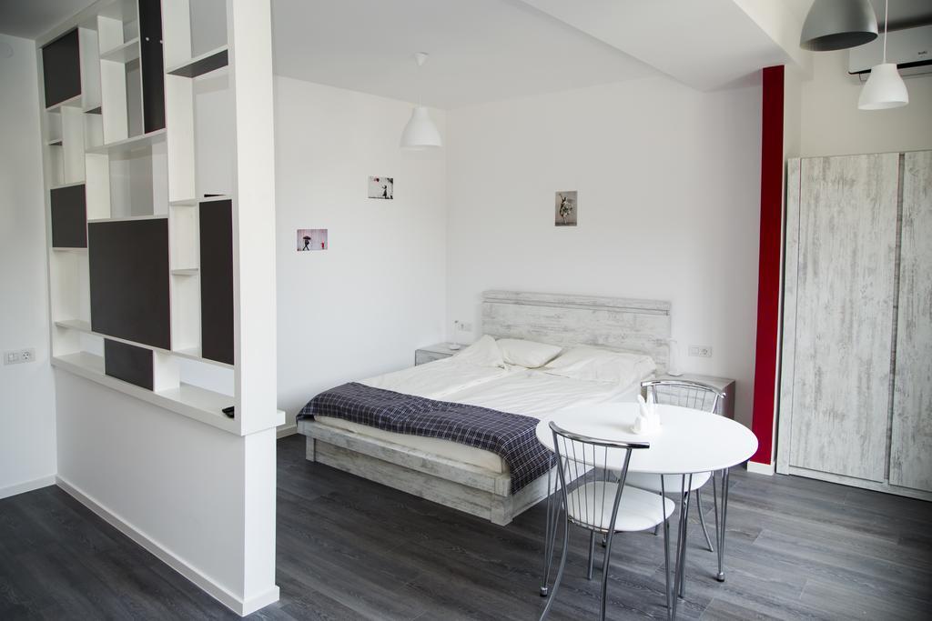 City Centre Apartments By Picnic Jerevan Exteriör bild