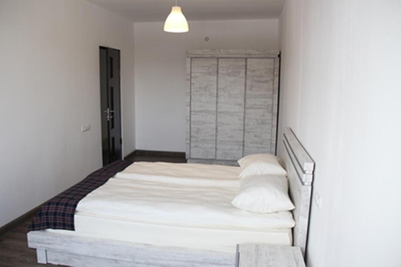 City Centre Apartments By Picnic Jerevan Exteriör bild